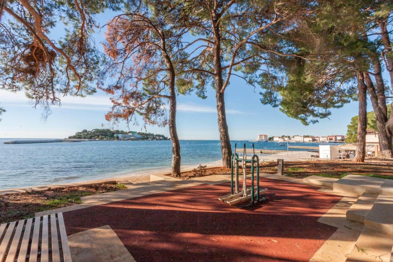 Villa California Πόρετς Εξωτερικό φωτογραφία