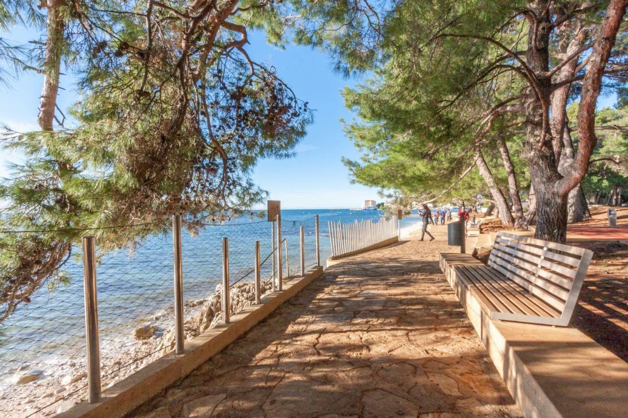 Villa California Πόρετς Εξωτερικό φωτογραφία