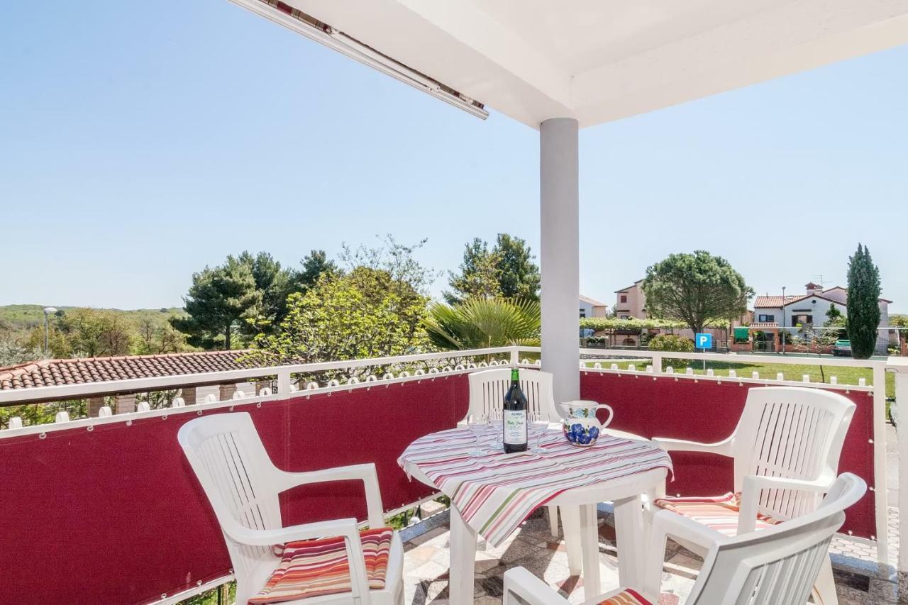 Villa California Πόρετς Εξωτερικό φωτογραφία