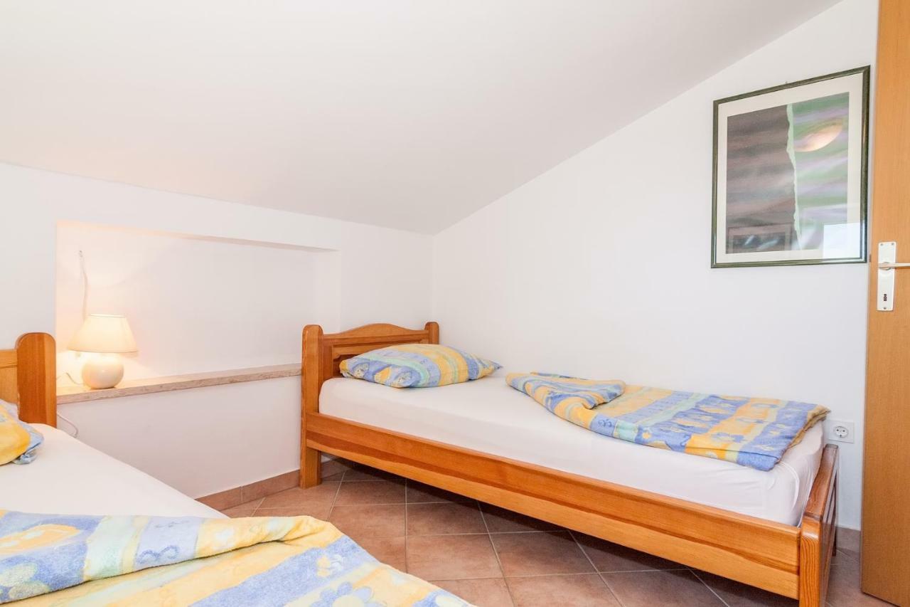 Villa California Πόρετς Εξωτερικό φωτογραφία