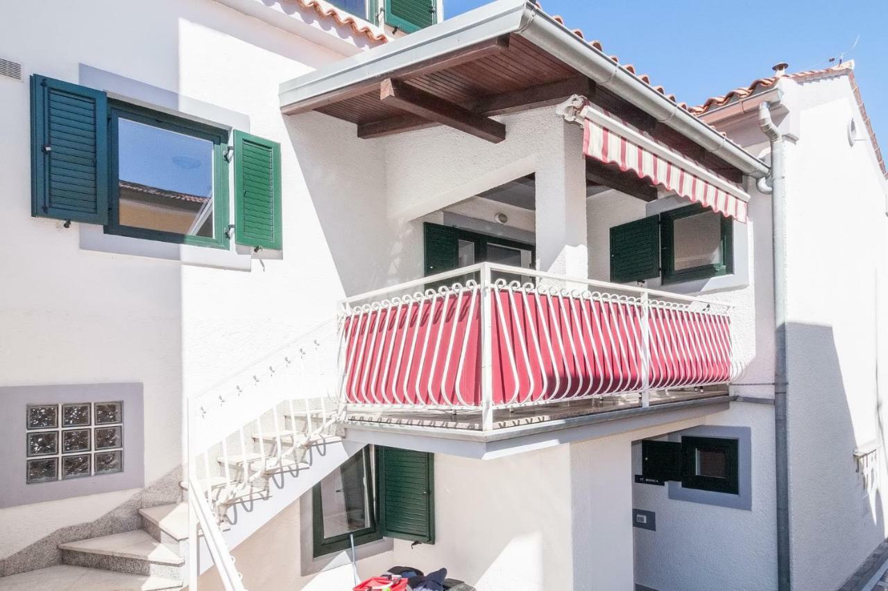 Villa California Πόρετς Εξωτερικό φωτογραφία