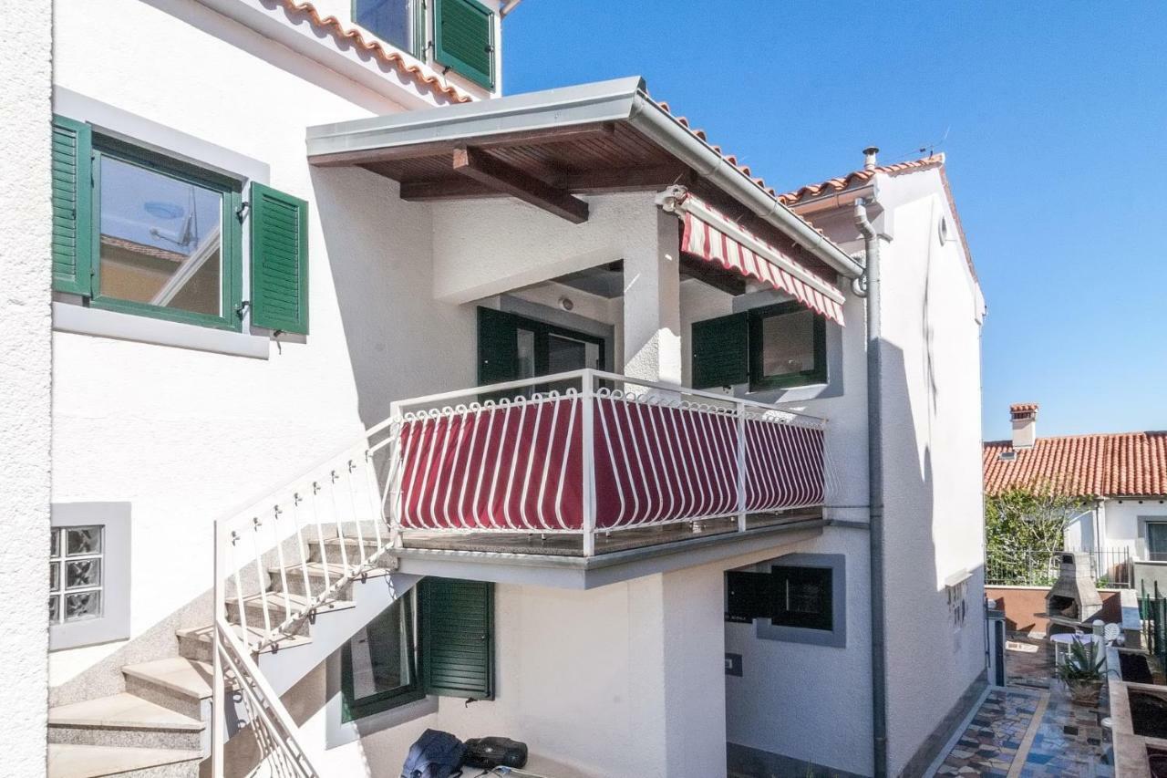 Villa California Πόρετς Εξωτερικό φωτογραφία