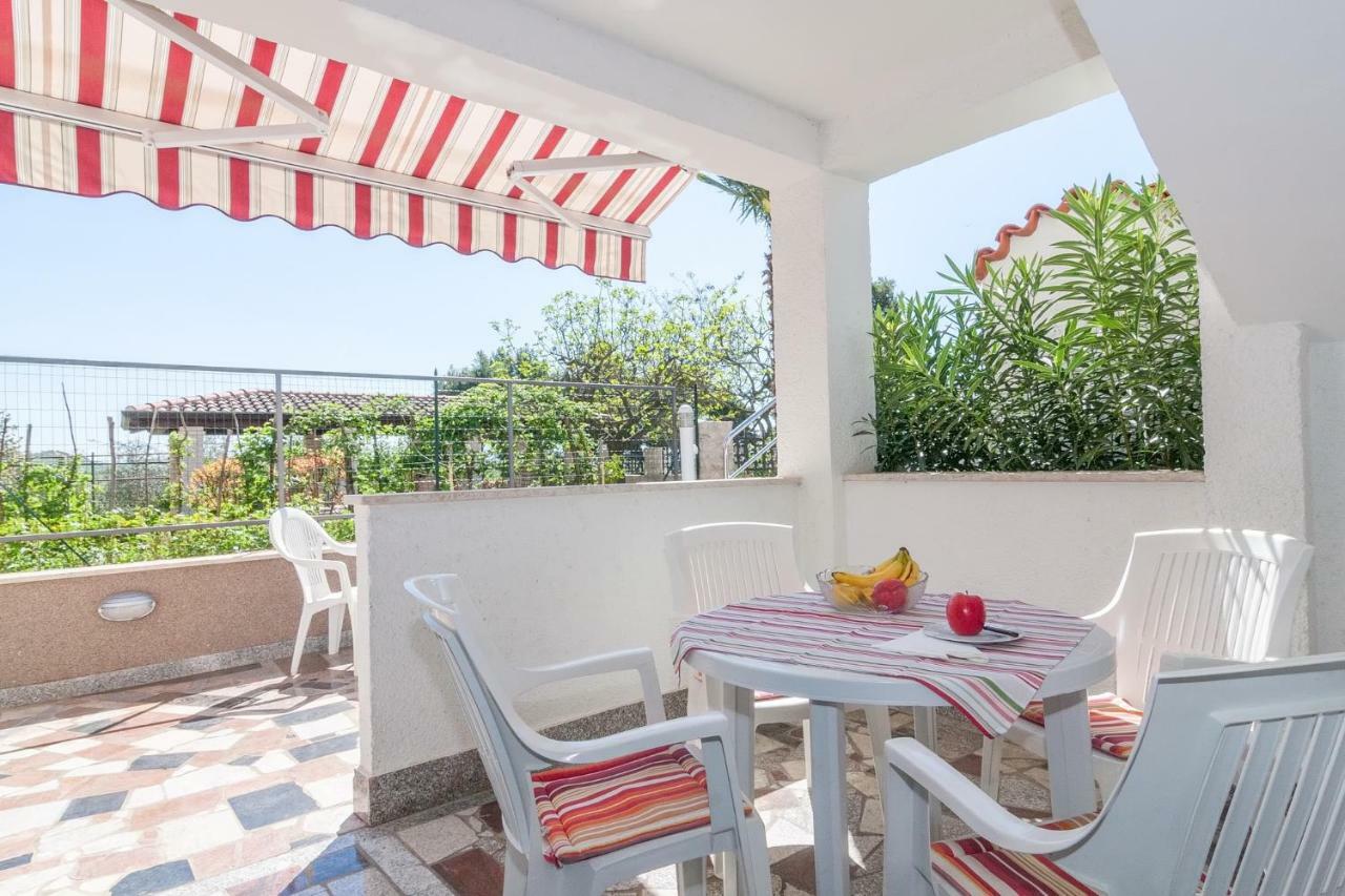 Villa California Πόρετς Εξωτερικό φωτογραφία